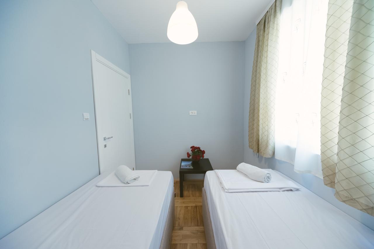 Apartment Luxury Explorer Podgorica Exterior foto